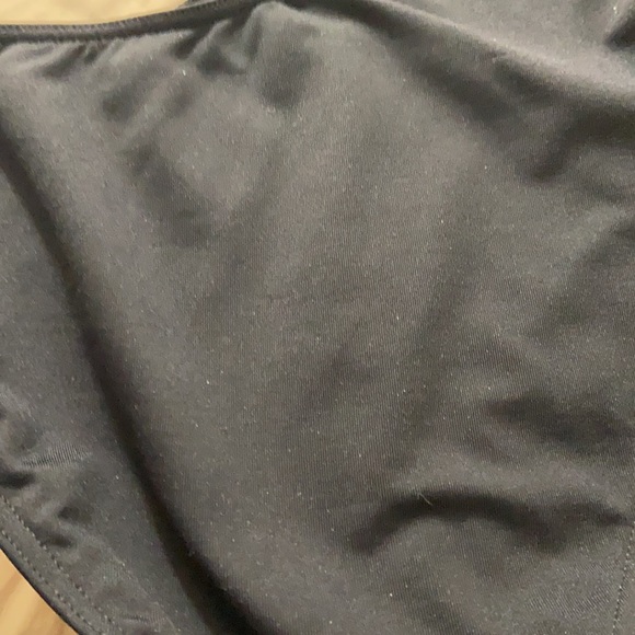 BCBG Maxazria - Picture 11 of 12